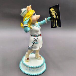 Muppets Miss Piggy Nurse Figurine with Kermit Frog X-ray "See What Develops"